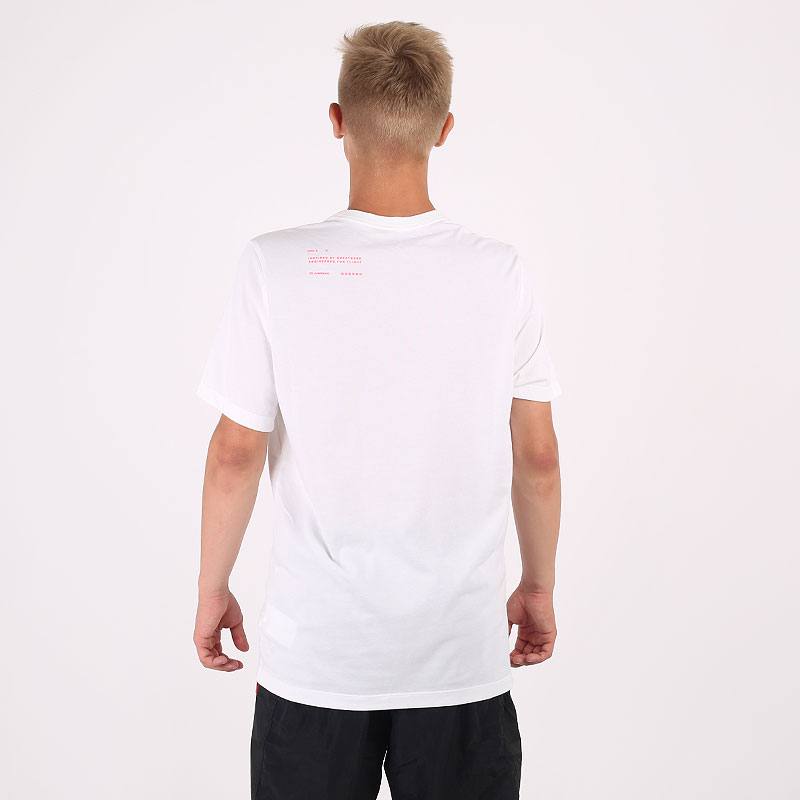 мужская белая футболка Jordan 23 Engineered Crew CJ6203-100 - цена, описание, фото 4